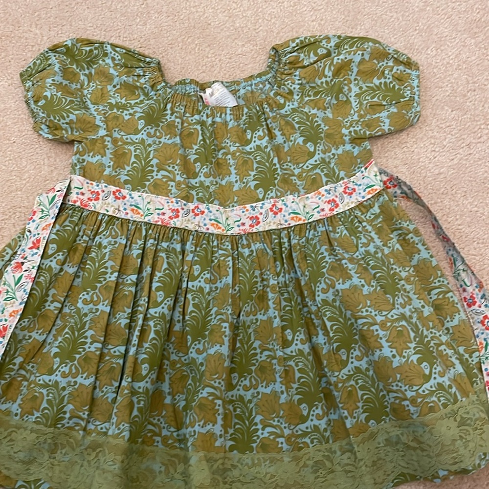 Girls clothing